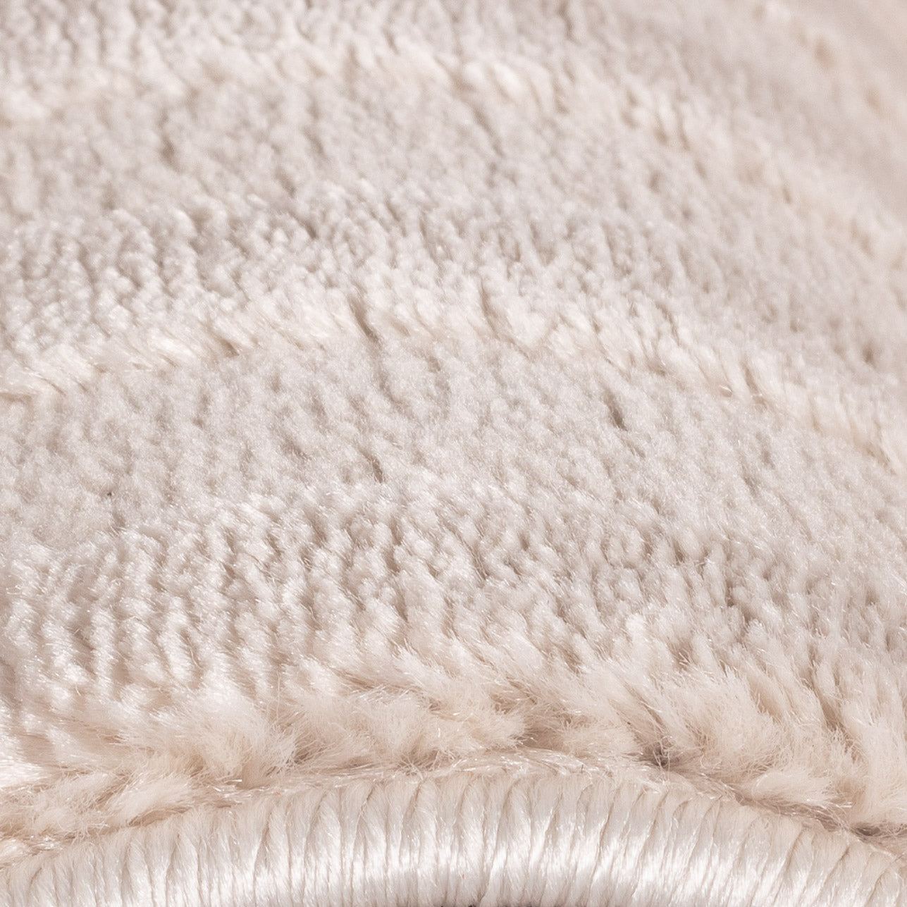 Stilvoll Günstig by ELMM Wohnzimmer Teppich – modernes Design