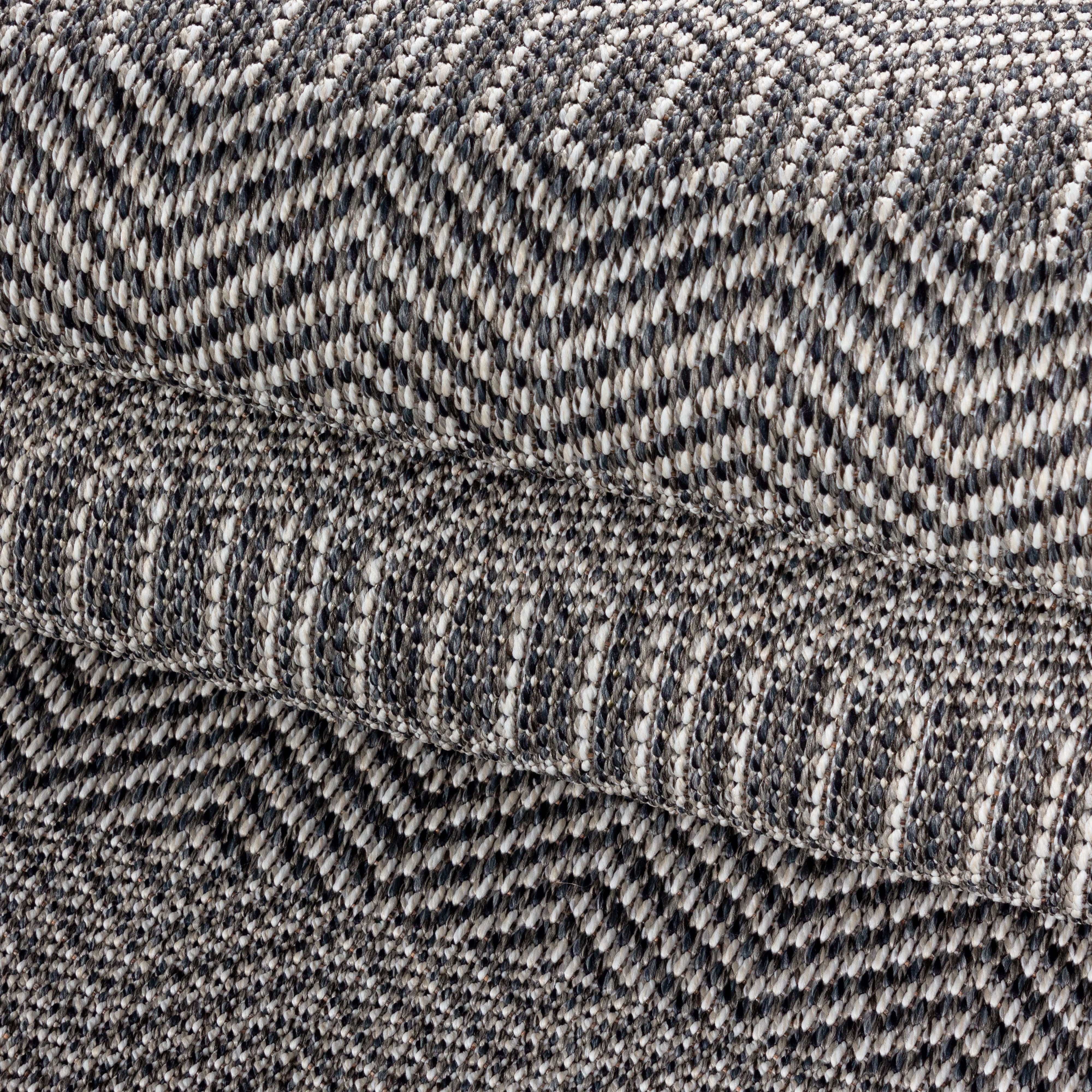 Outdoor-Teppich: elegant und geschmackvoll für stilvolle Terrassen