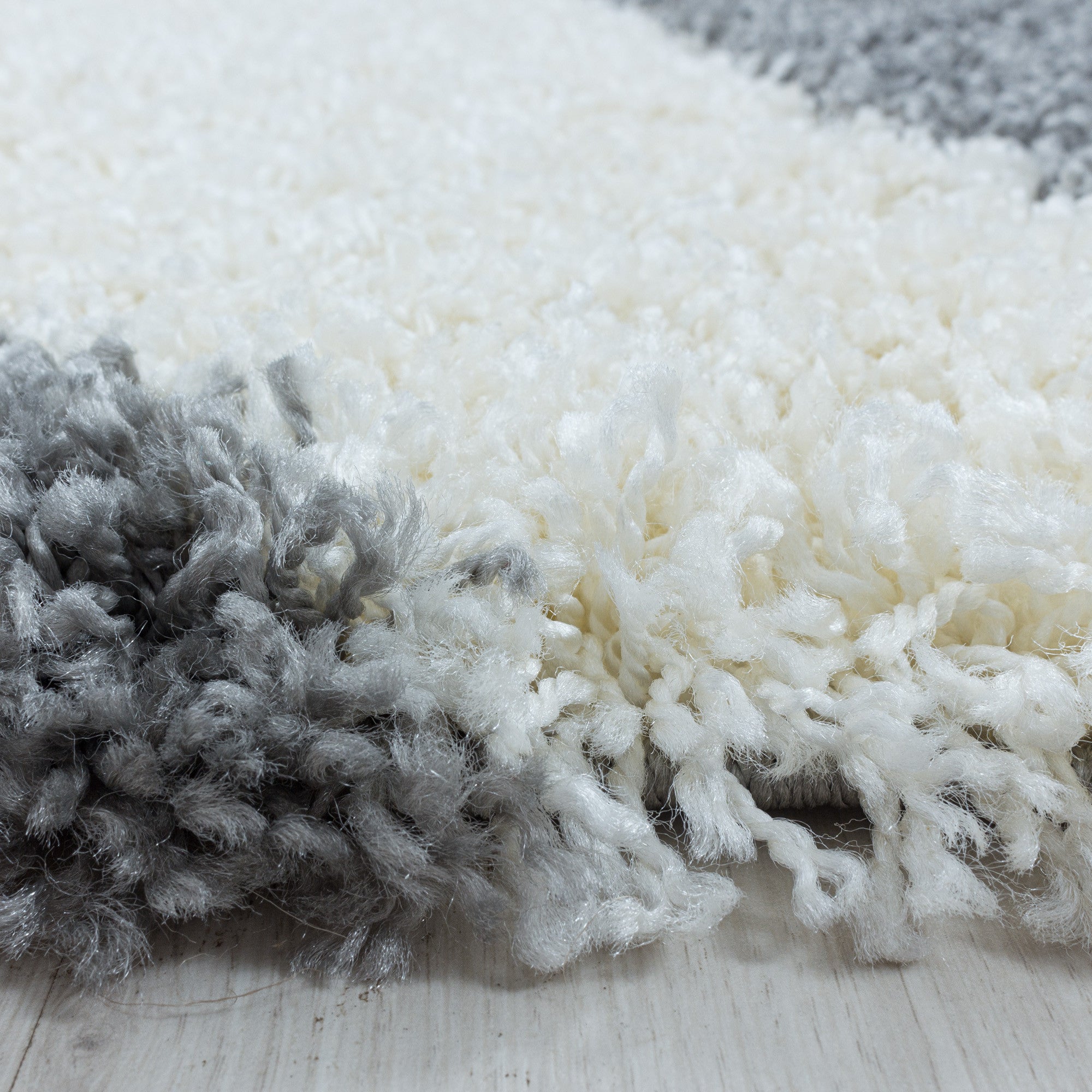 Hochflor-Teppich: modern mit zeitgemäßem Design