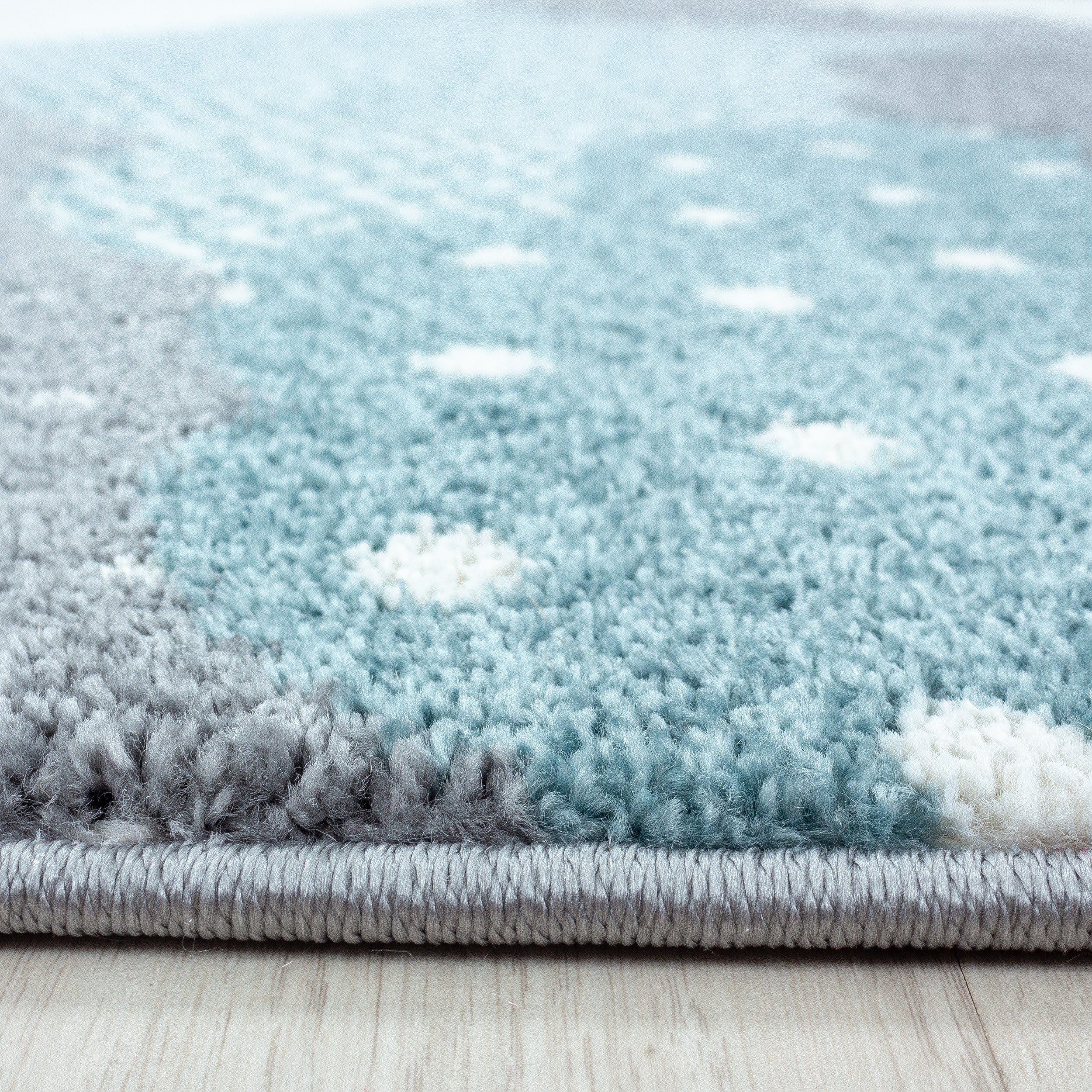 Kinder-Teppich Wolken Design in blau und rosa