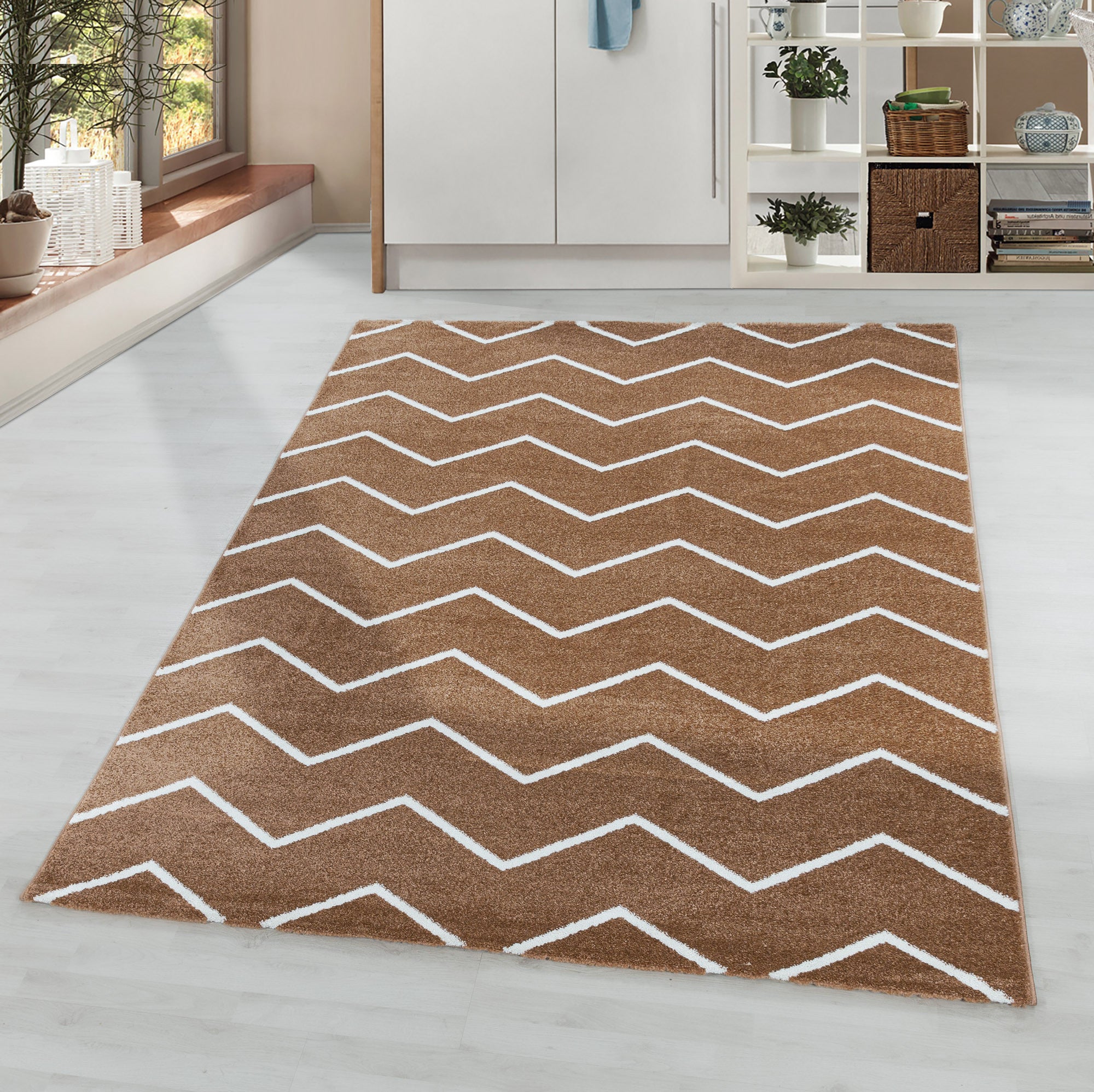 Kurzflor-Teppich im Chevron-Design verschiedene Farben