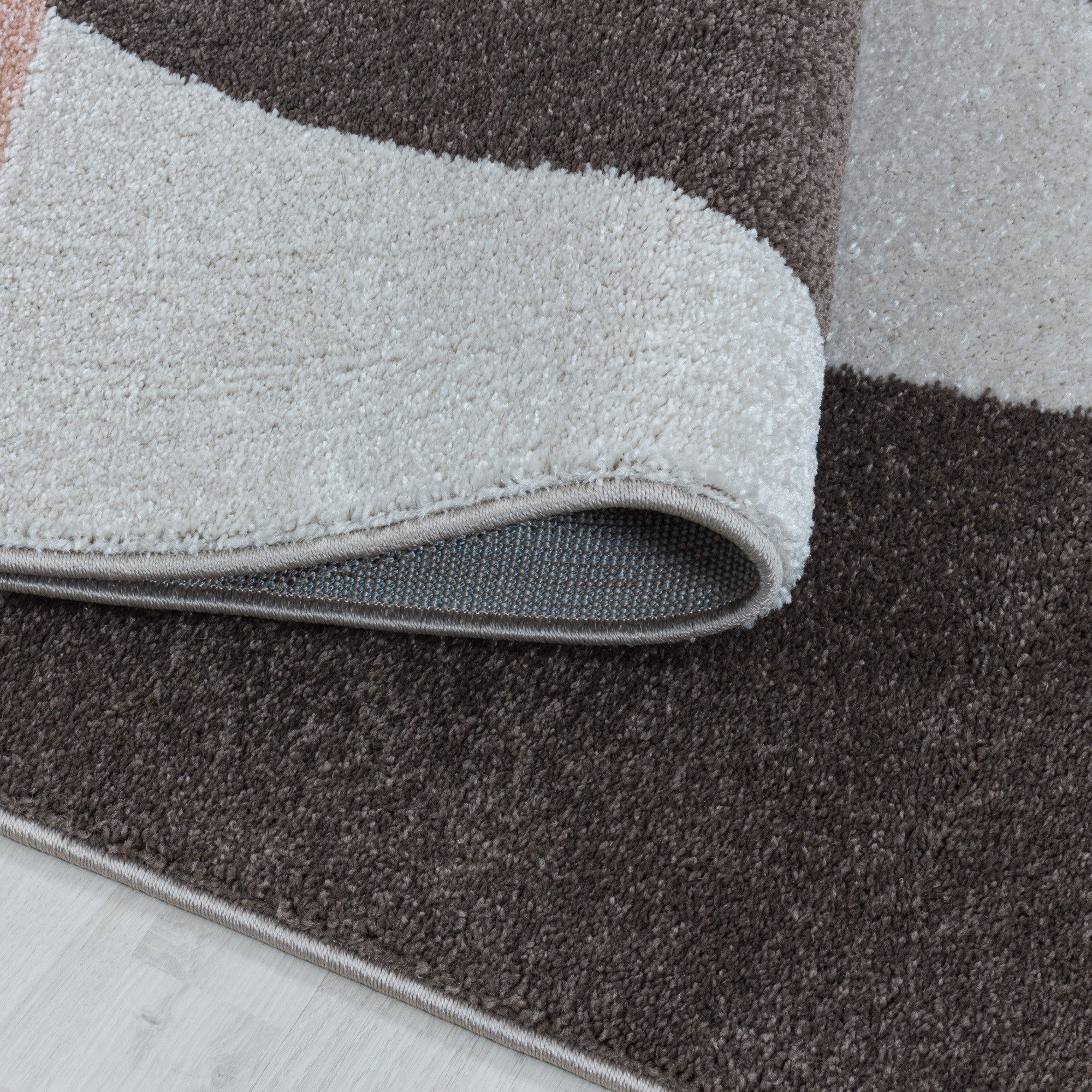 Kurzflor-Teppich modern und stilvoll für dein Zuhause