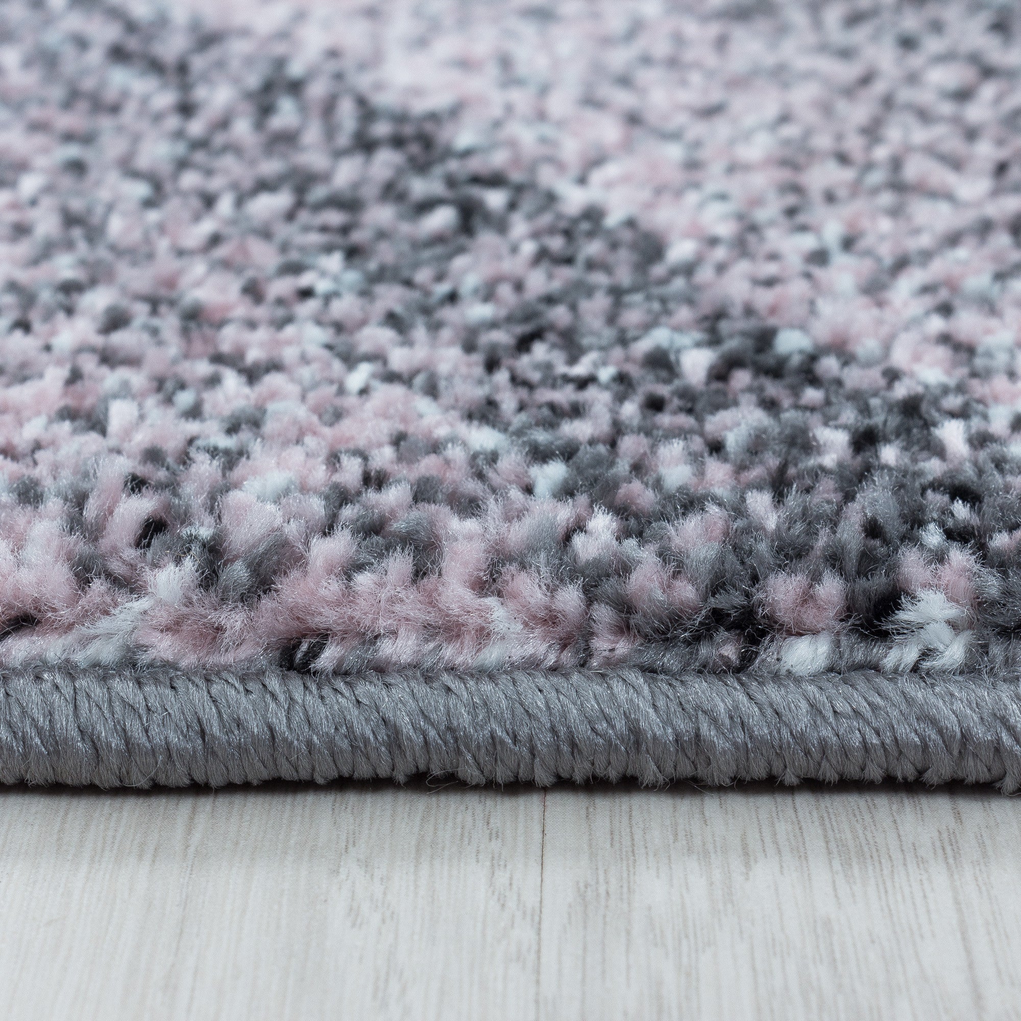 Kurzflor-Teppich für kreative Räume mit Wellen Abstraktion