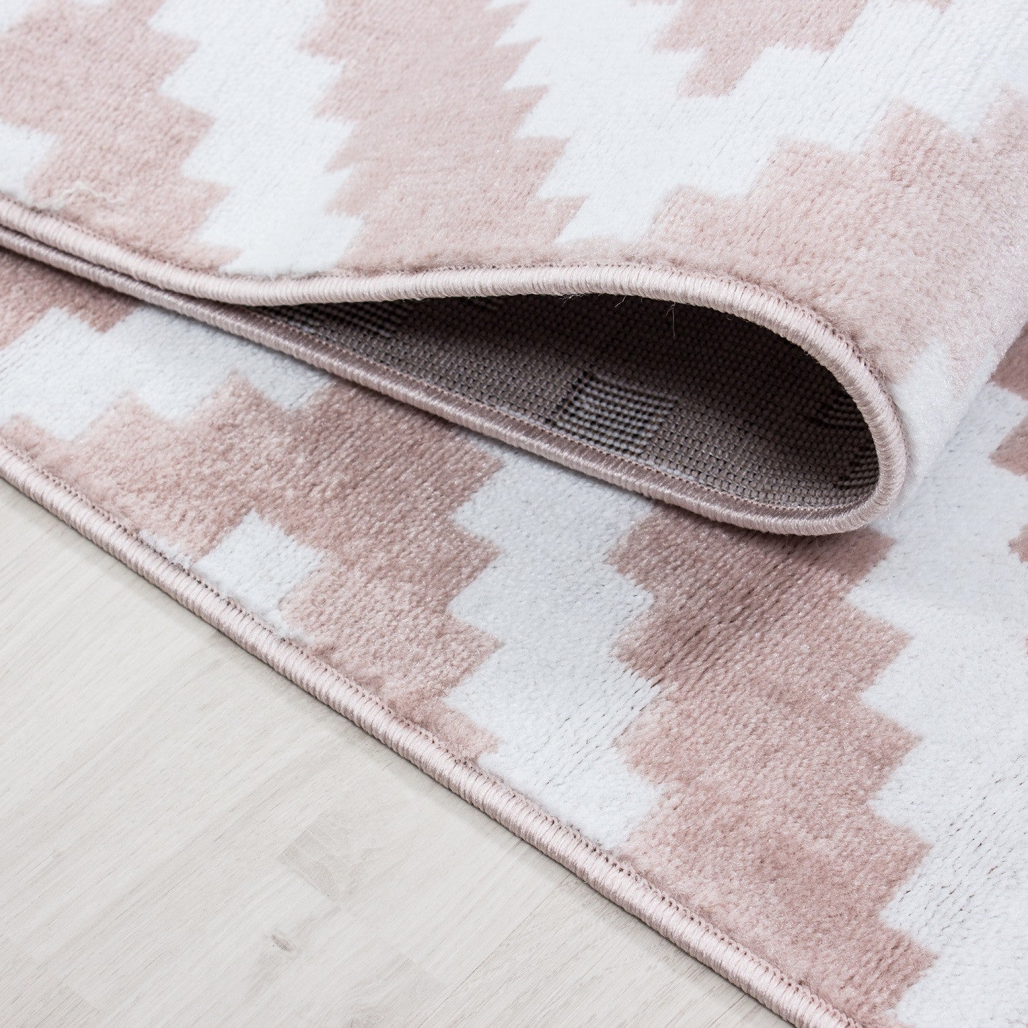 Kurzflor-Teppich karo Design in grau und rosa
