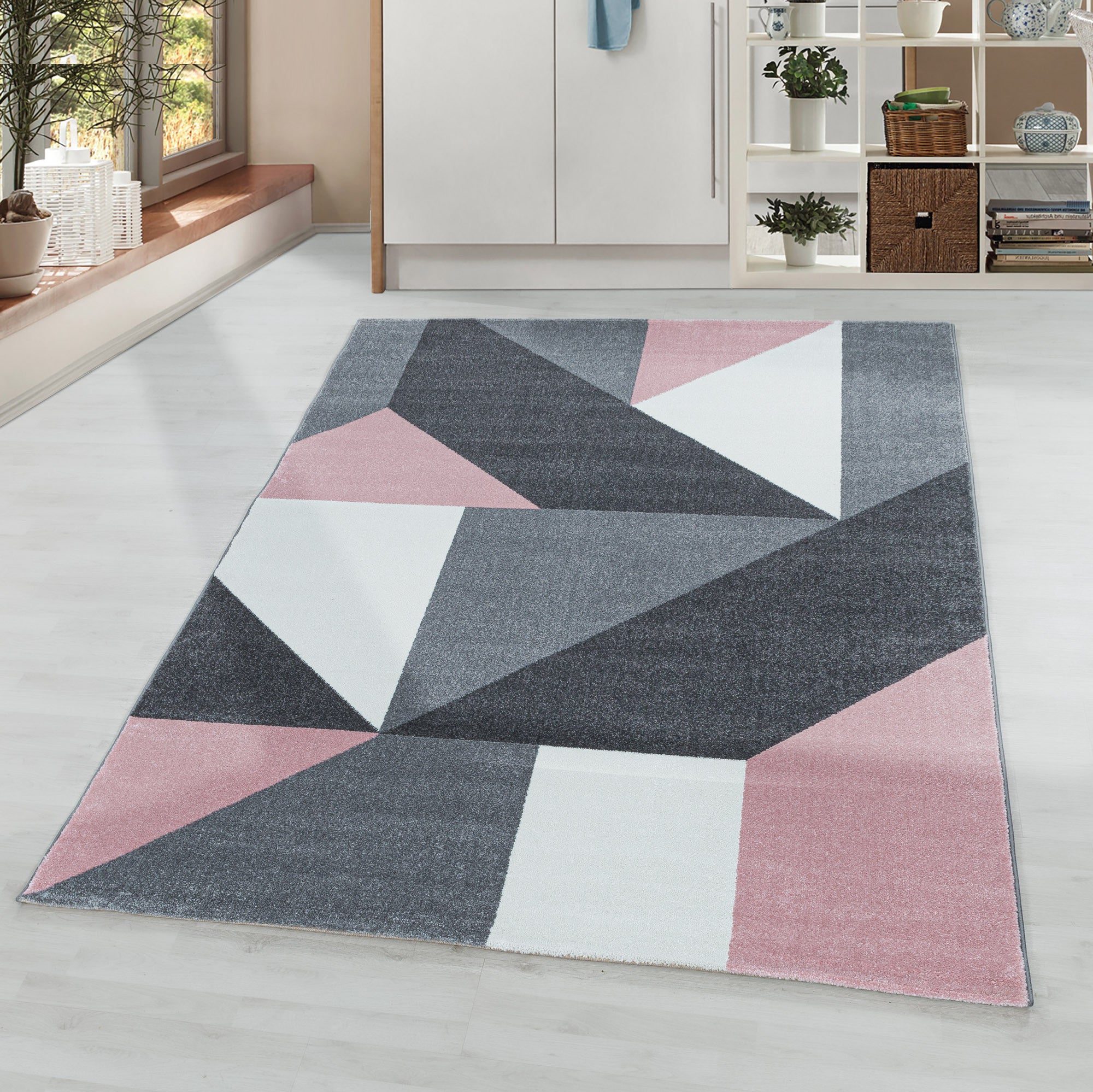 Kurzflor-Teppich fürs Wohnzimmer im moderen Stil
