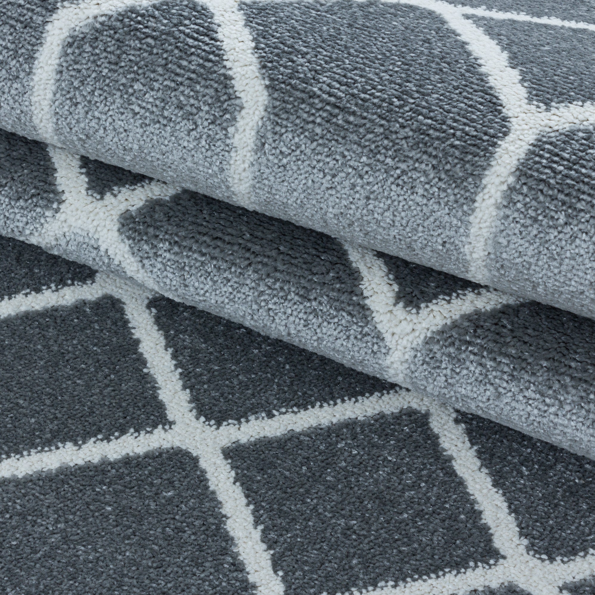 Kurzflor-Teppich lebhaftes geometrisches Design