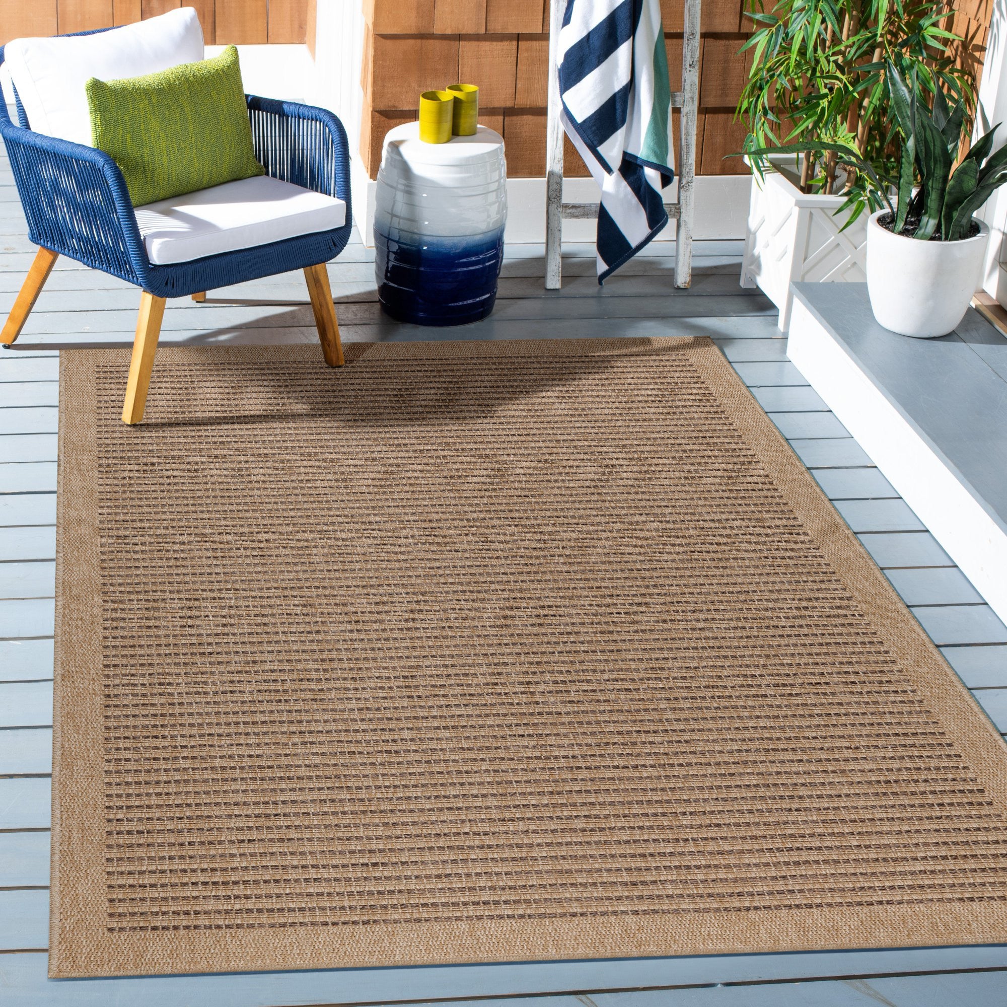Outdoor-Teppich: schick und zeitlos