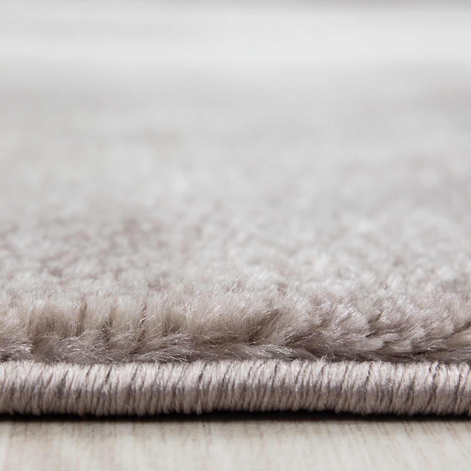 Kurzflor-Teppich harmonisch und modern für zeitgemäße Designs