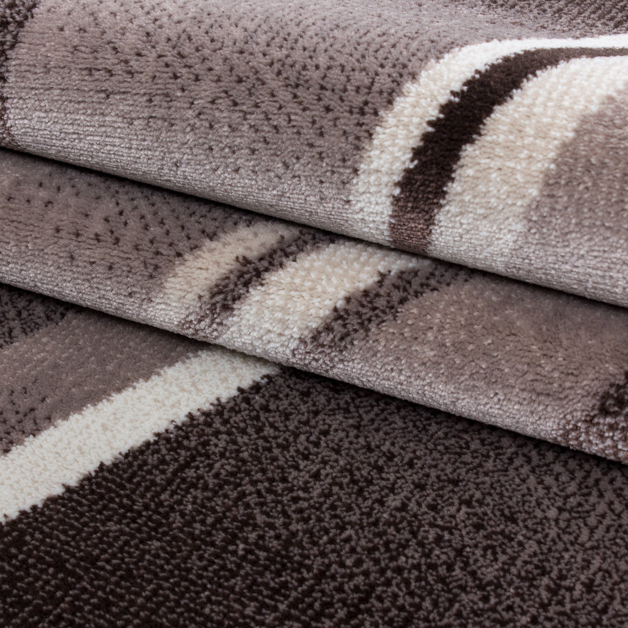 Kurzflor-Teppich in einzigartigem künstlerischem Wellen Design