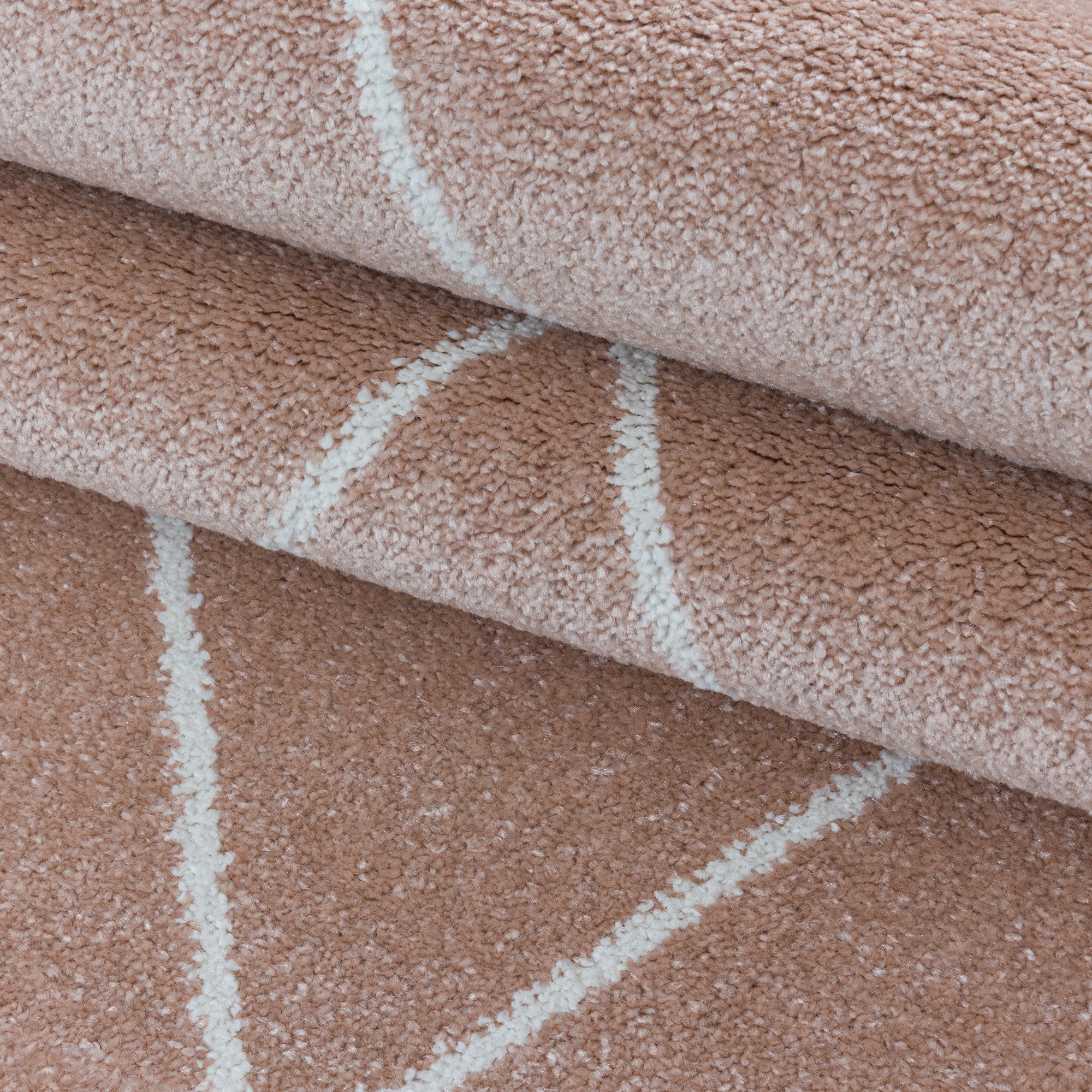 Kurzflor-Teppich im geometrisches Design modern