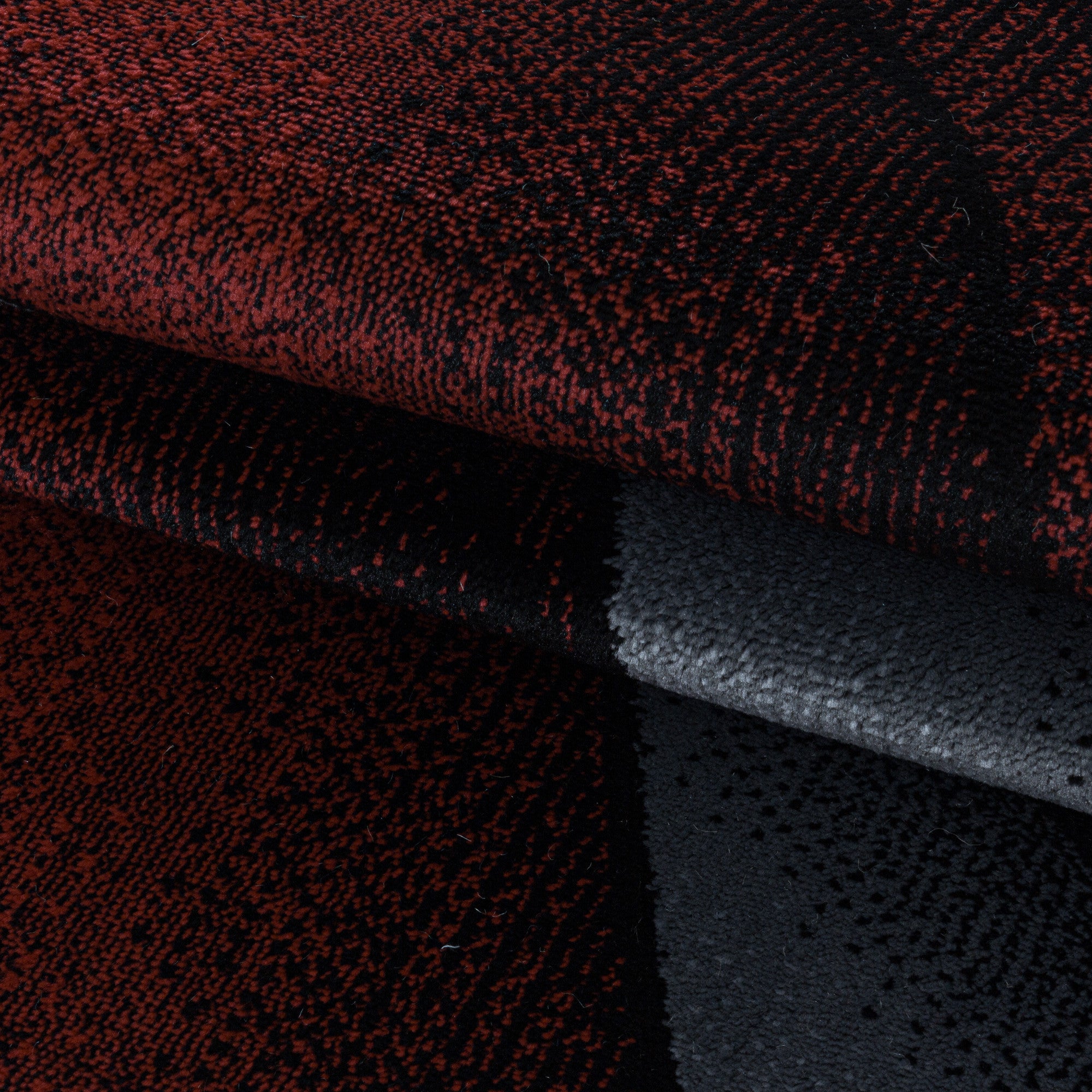 Kurzflor-Teppich im Wellen Design: dynamisch und weich