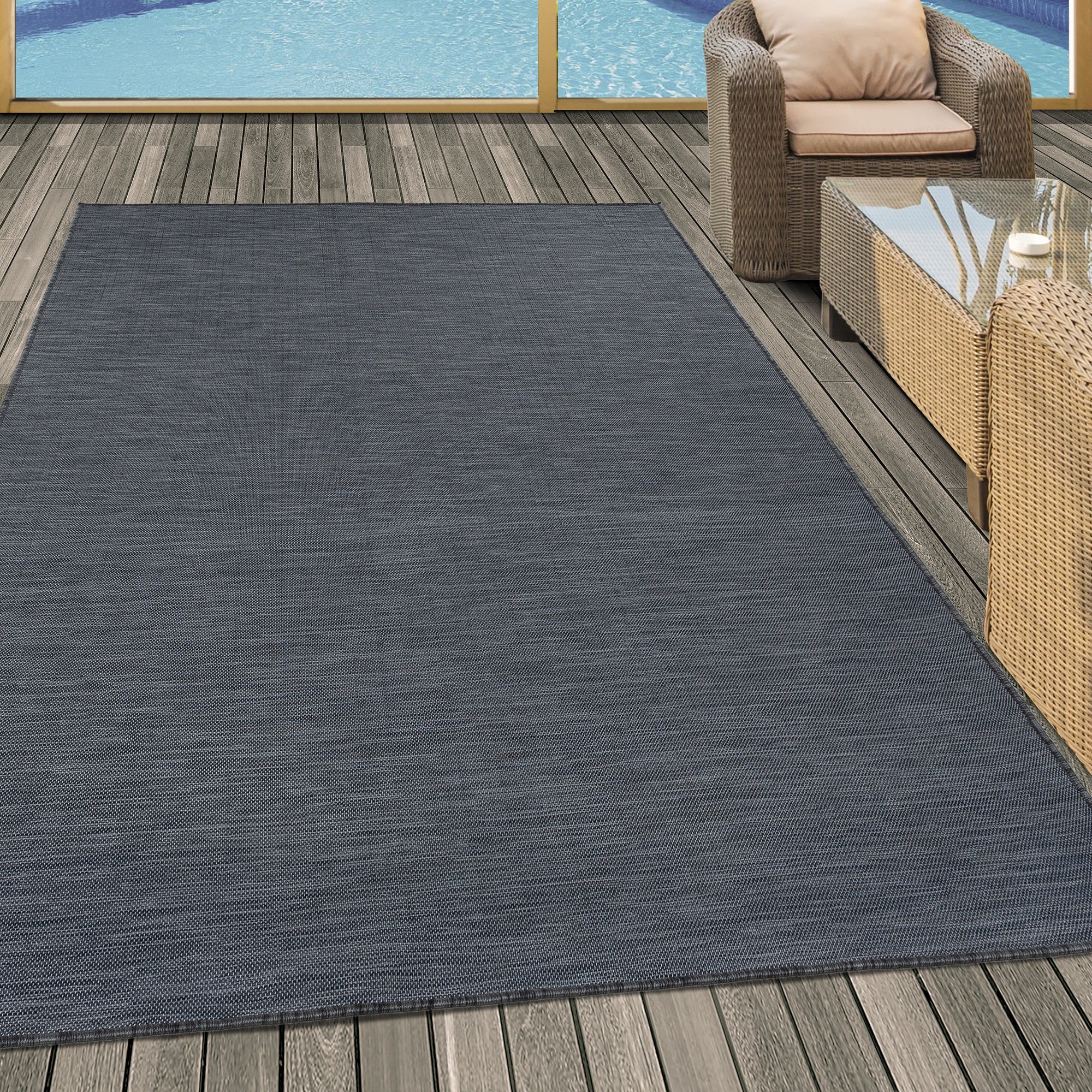 Outdoor-Teppich: rustikal für ländliche Gärten