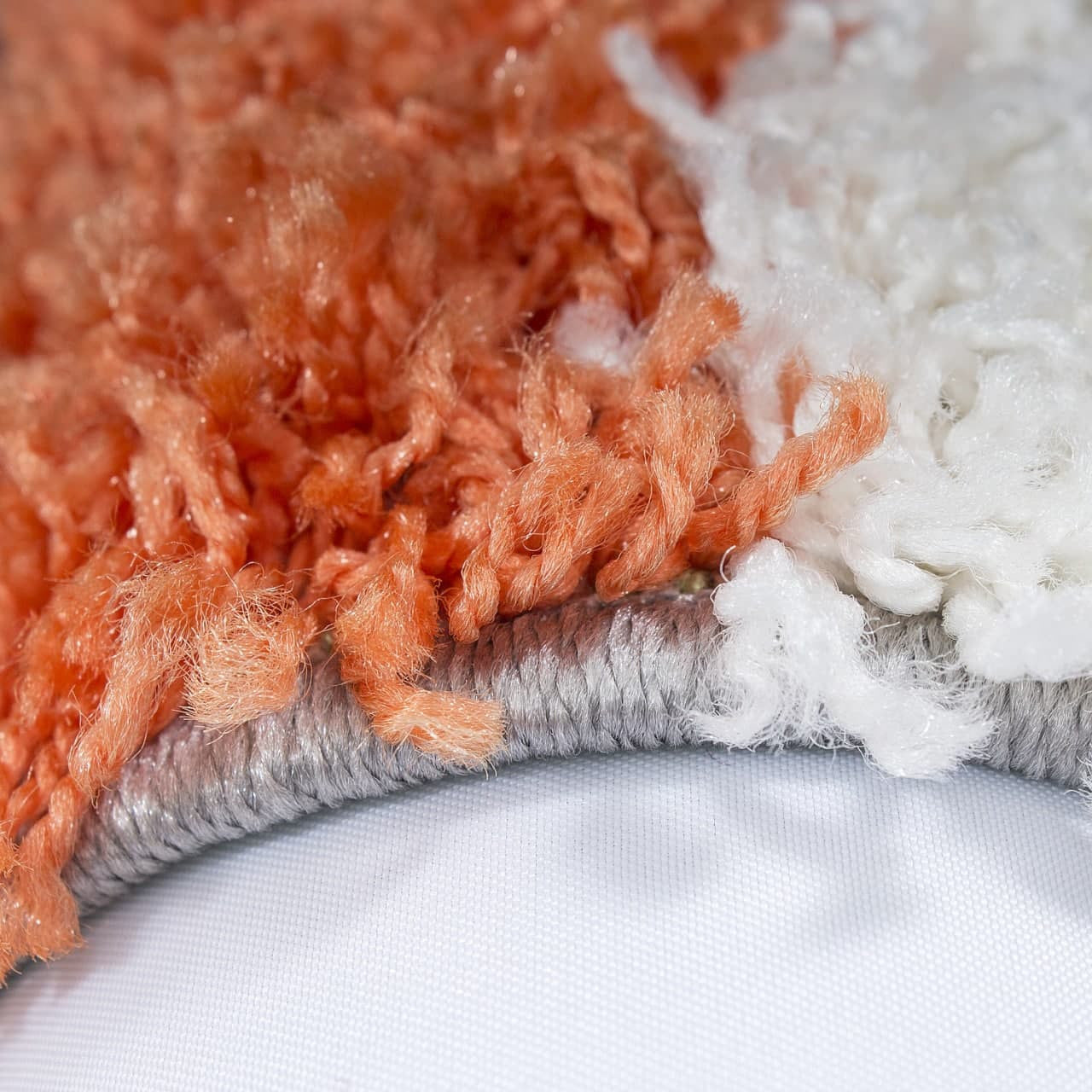 Hochflor-Teppich: harmonisch in jedem Raum