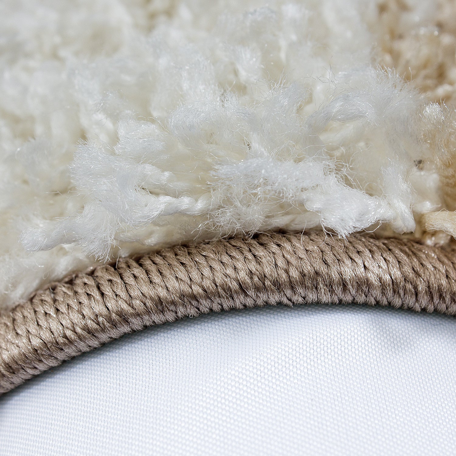 Hochflor-Teppich: harmonisch in jedem Raum