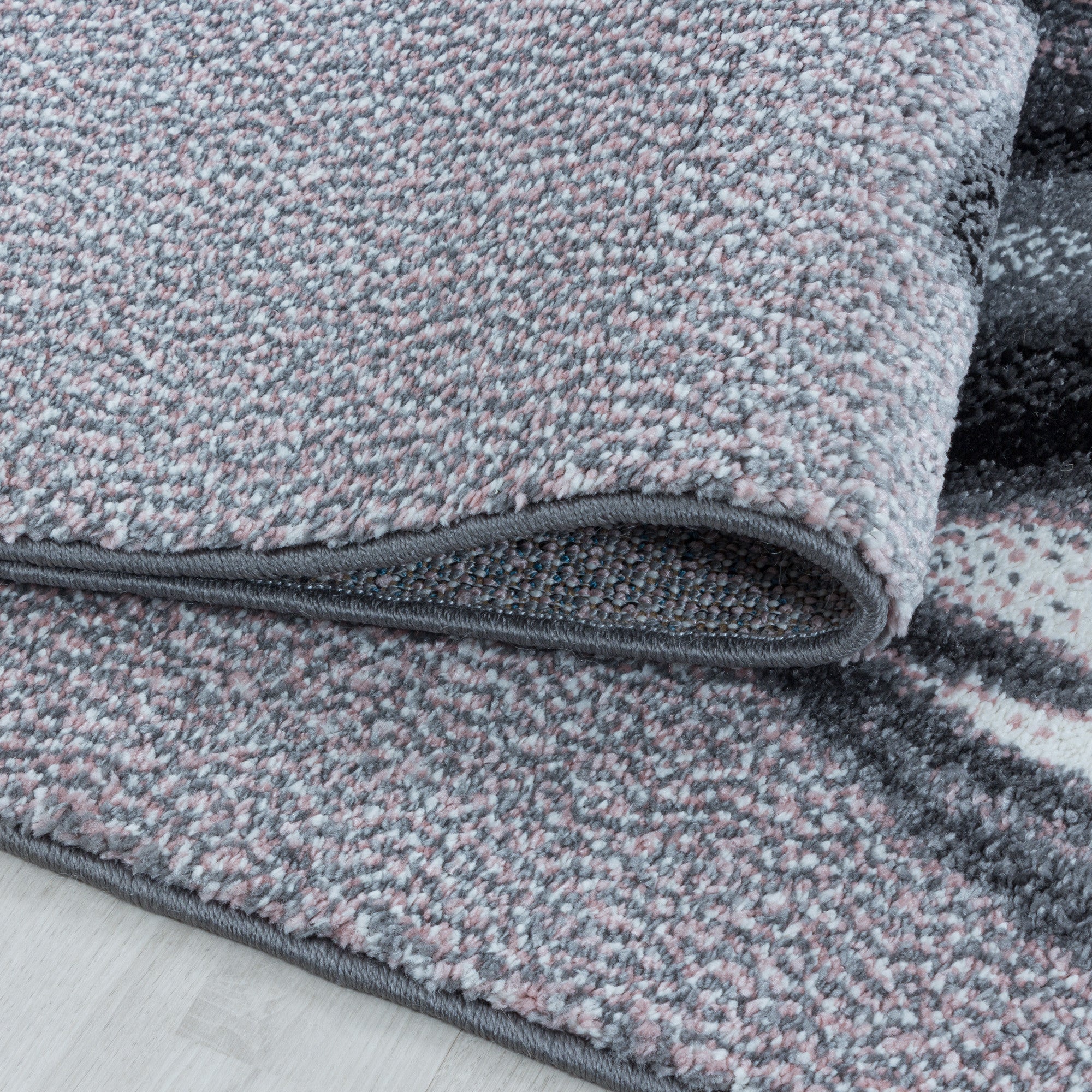 Kinder-Teppich blau und rosa im Hasen Design