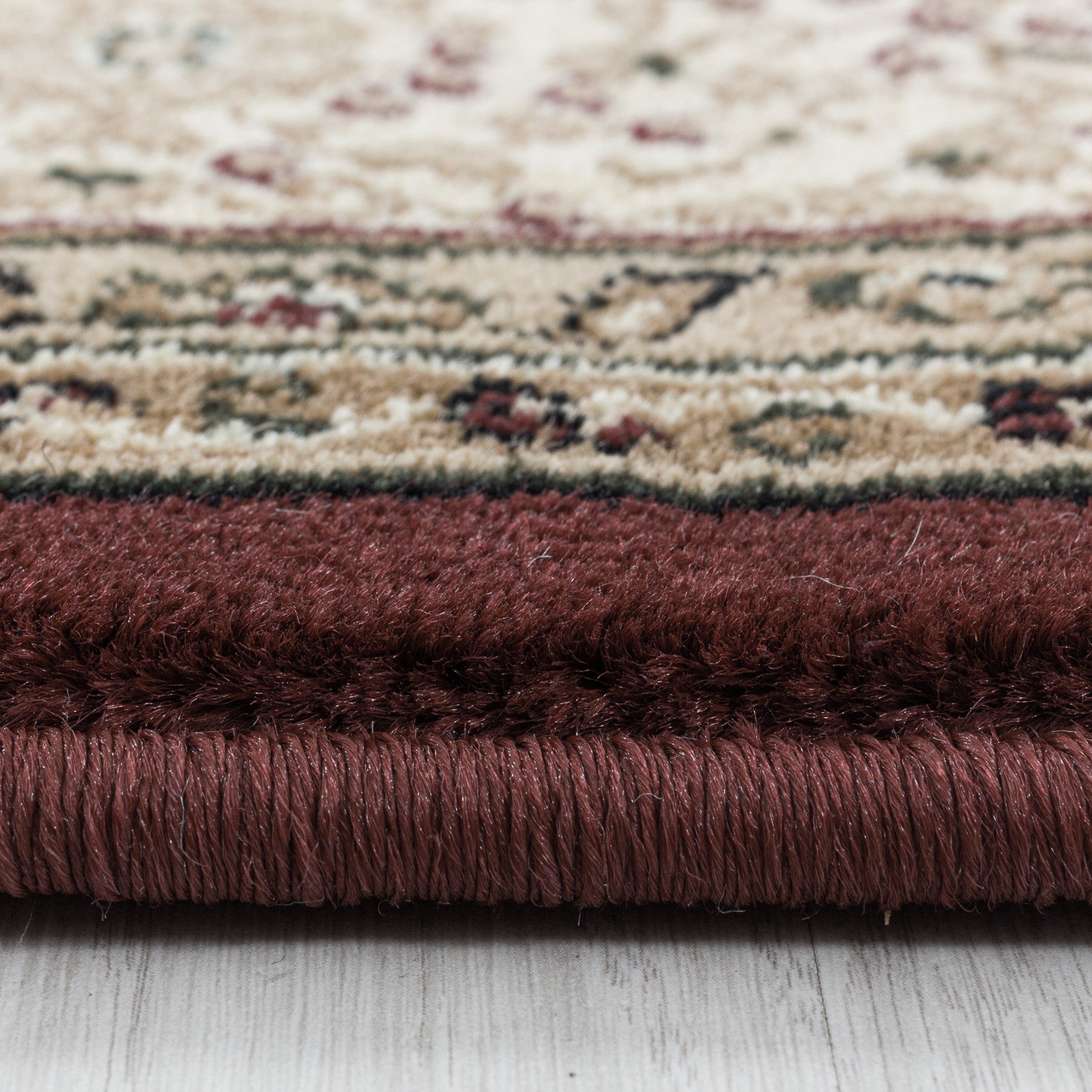 Kurzflor-Teppich im Orient Design: weich und pflegeleicht