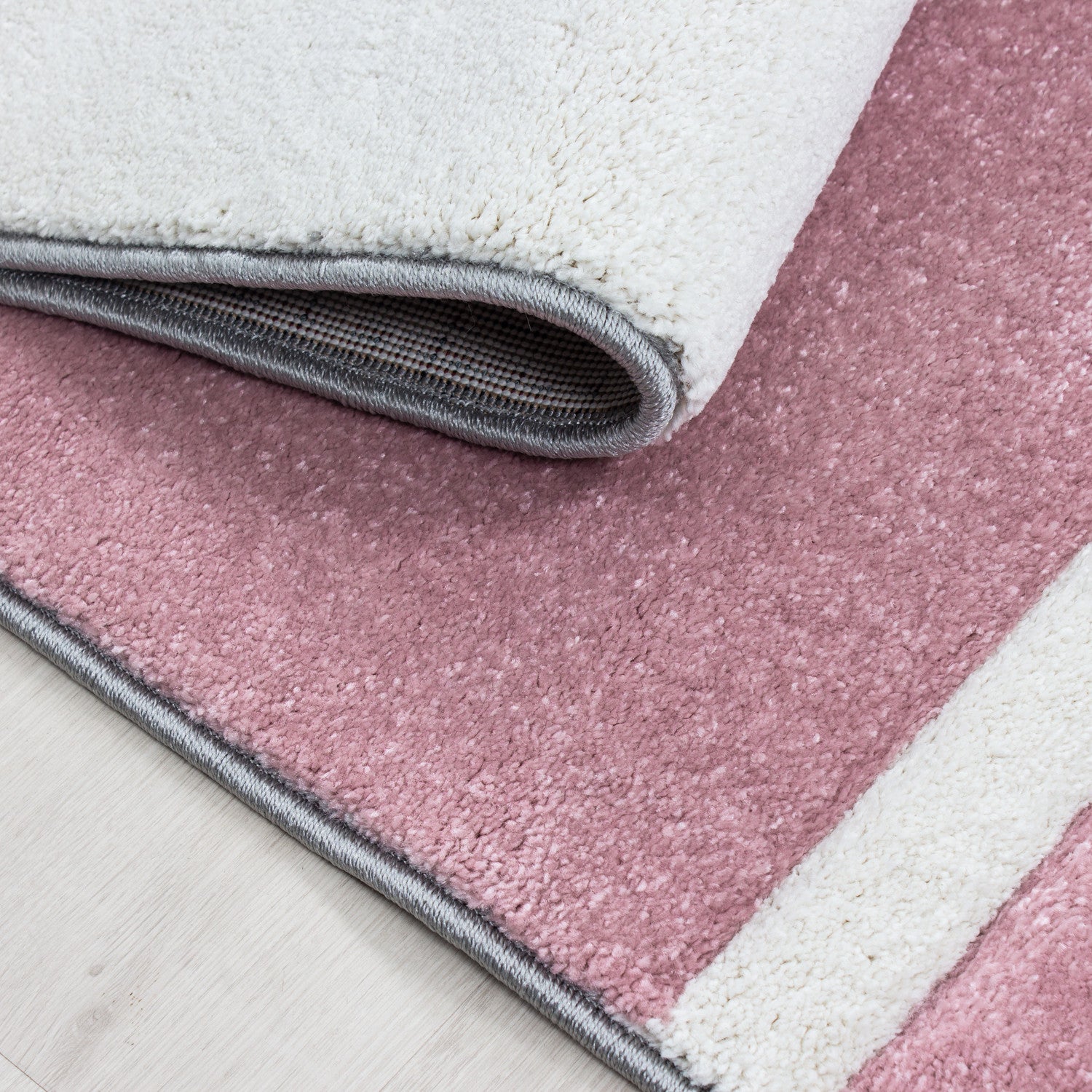 Kurzflor-Teppich Flauschig und pflegeleicht