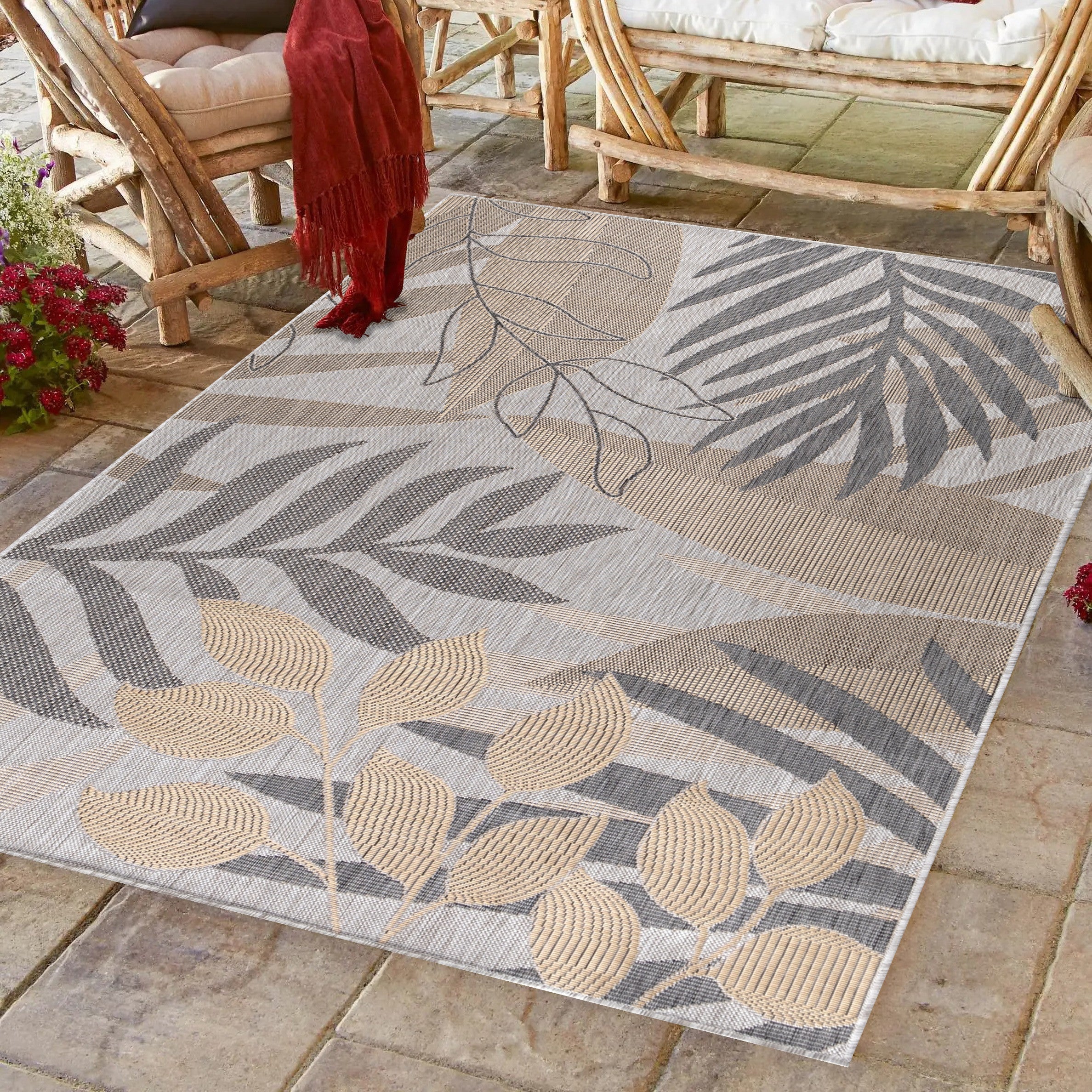 Outdoor-Teppich: klassisch und elegant