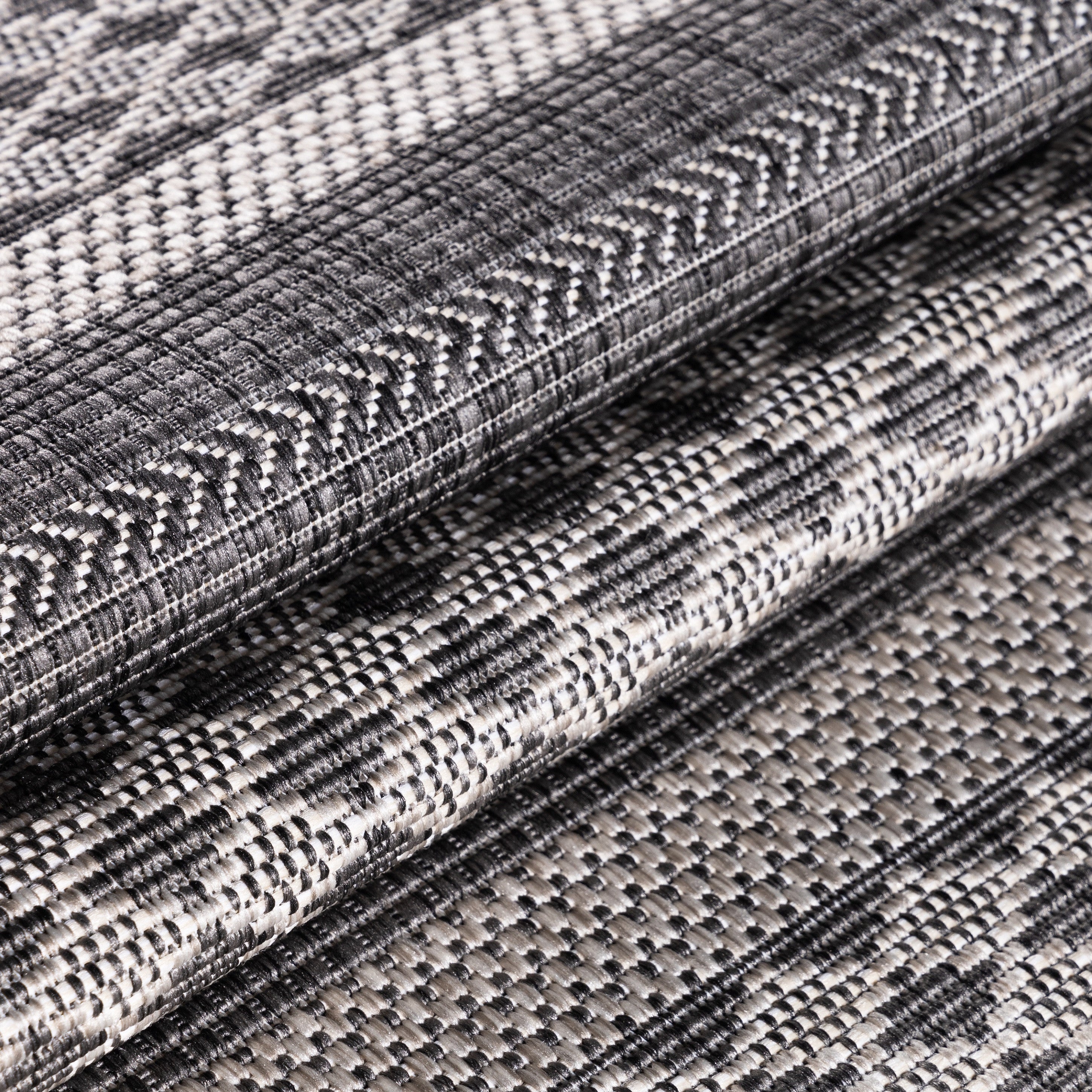 Outdoor-Teppich: harmonisch in jedem Außenbereich