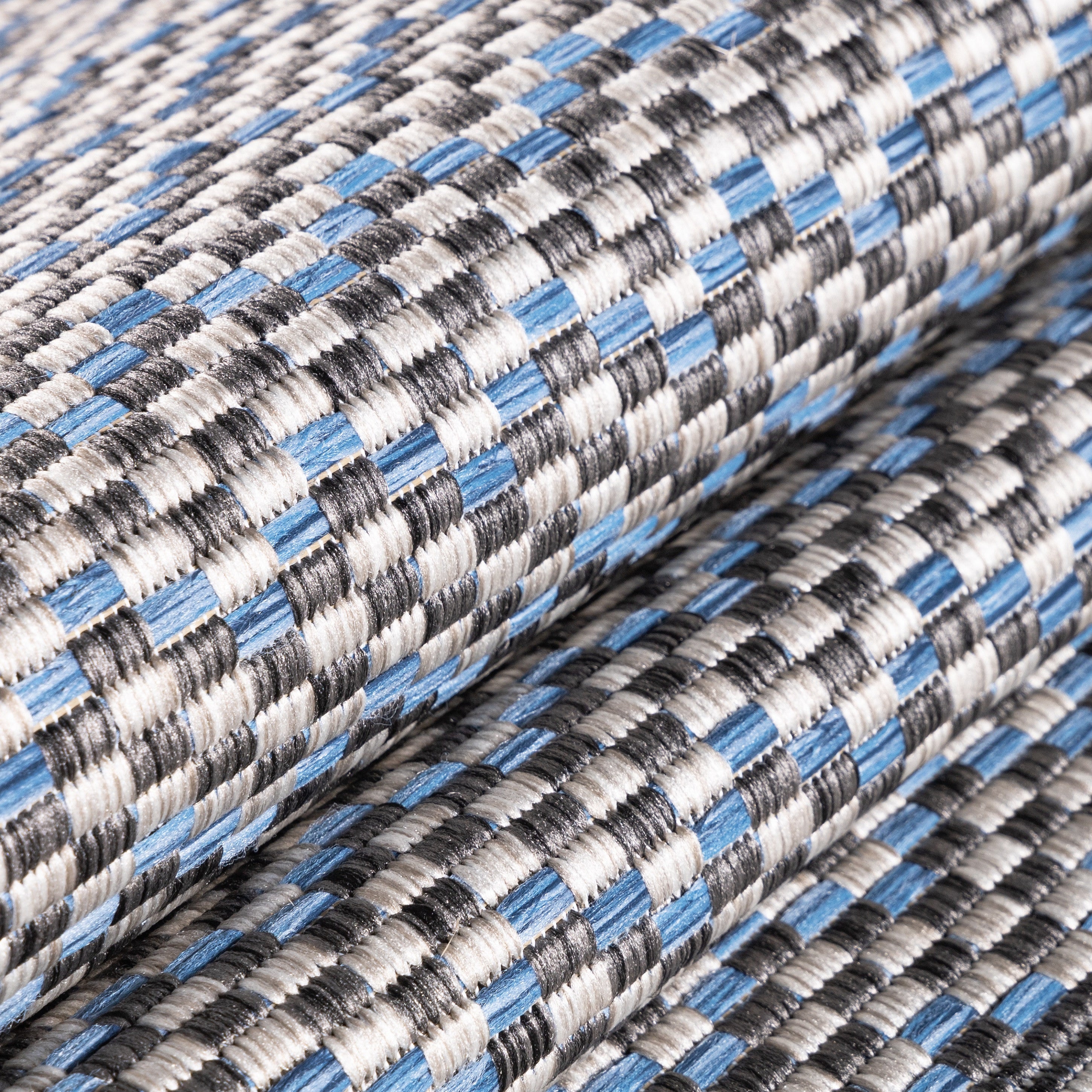 Outdoor-Teppich: stilvoll für jede Jahreszeit