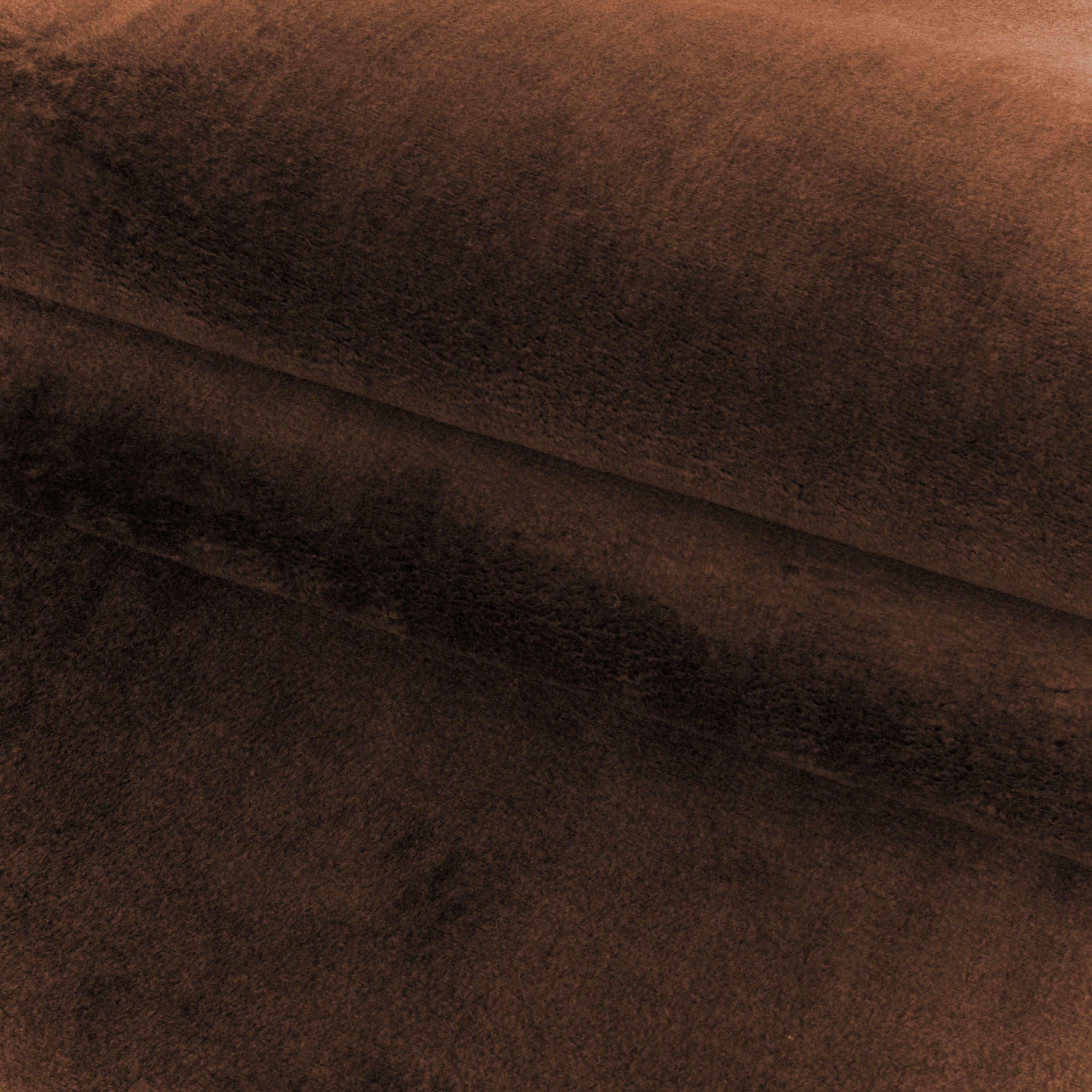 Kurzflor-Teppich im einfarbigen Design: weich und pflegeleicht