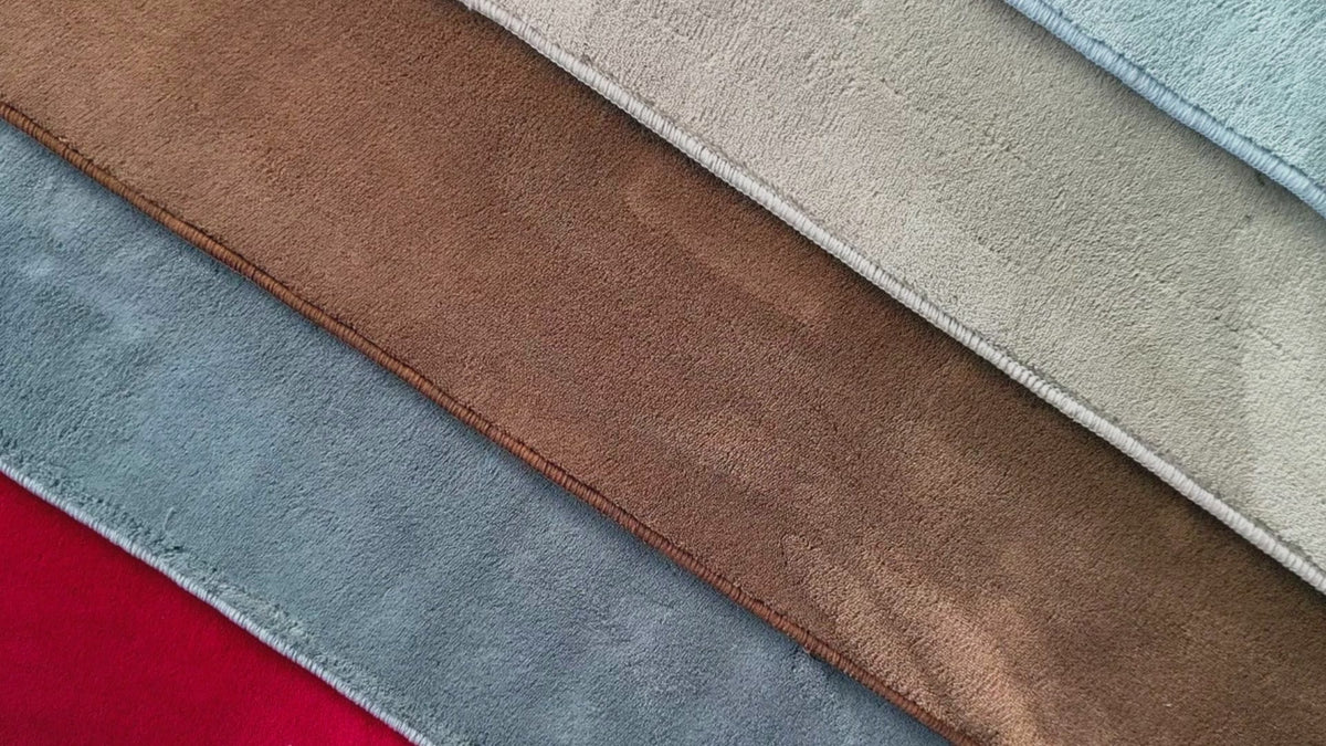 Kurzflor-Teppich im einfarbigen Design: weich und pflegeleicht
